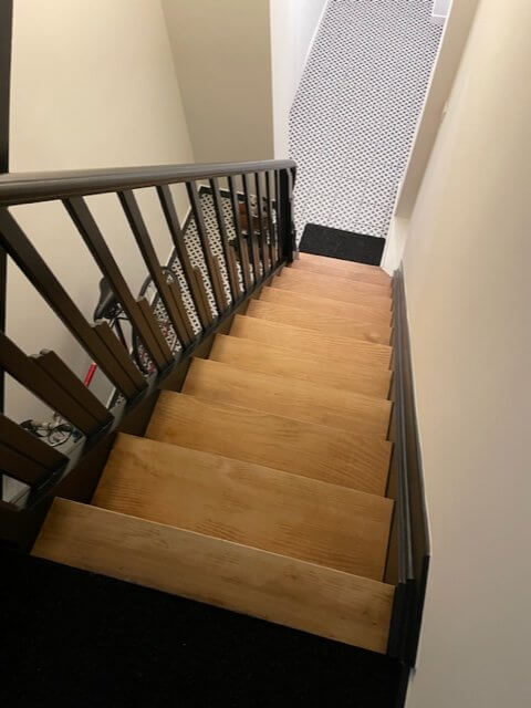 Schilderen van een trap Putte